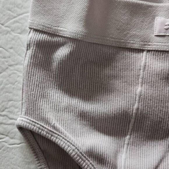 SKIMS RIBBED COTTON PANTY NWT - Picture 2 of 7